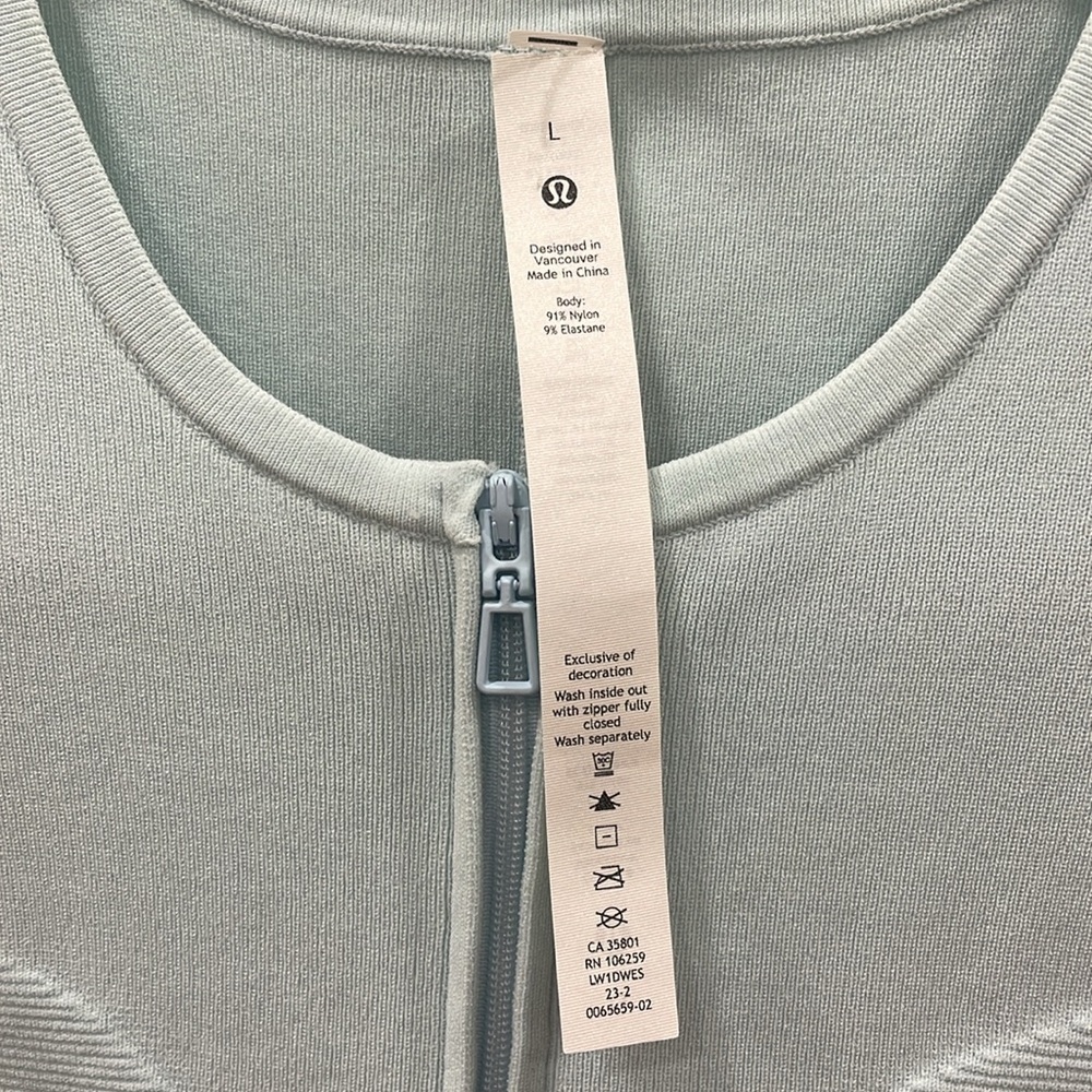 2023 Lululemon Athletica Tight-Fit Knit Bodysuit in Powder Blue Size Lar… - Picture 5 of 13